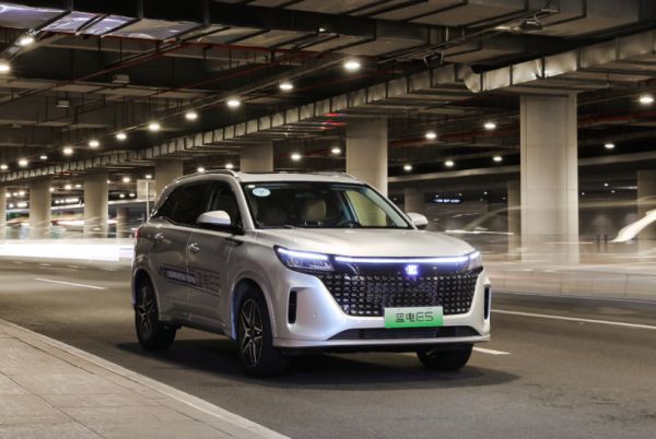 蓝电E5和启辰大V DD-i:10万元级买插混SUV选谁更经济实用?
